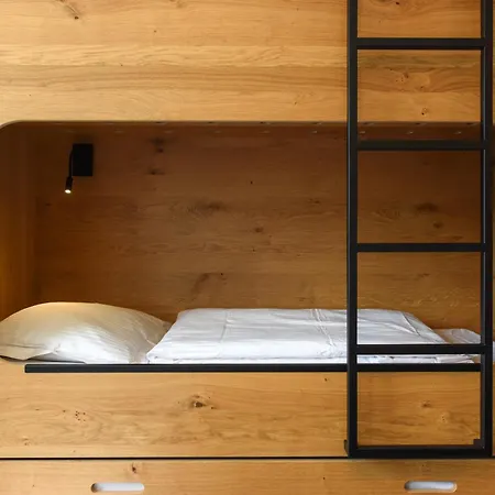 Vakantiedomein Hoge Duin Hotel *