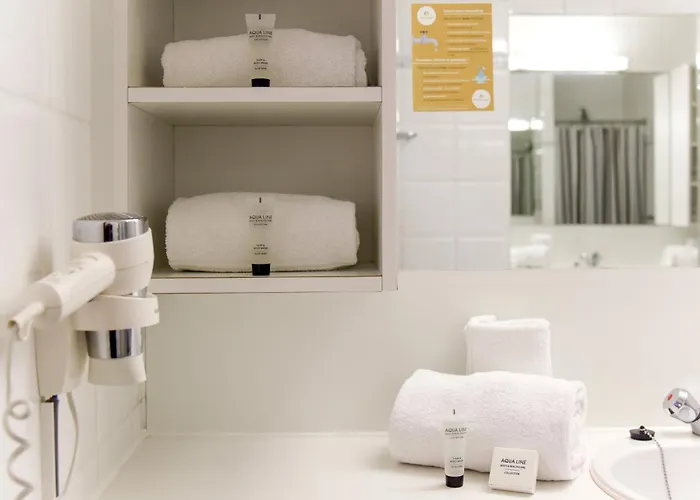 Vakantiedomein Hoge Duin 호텔 *